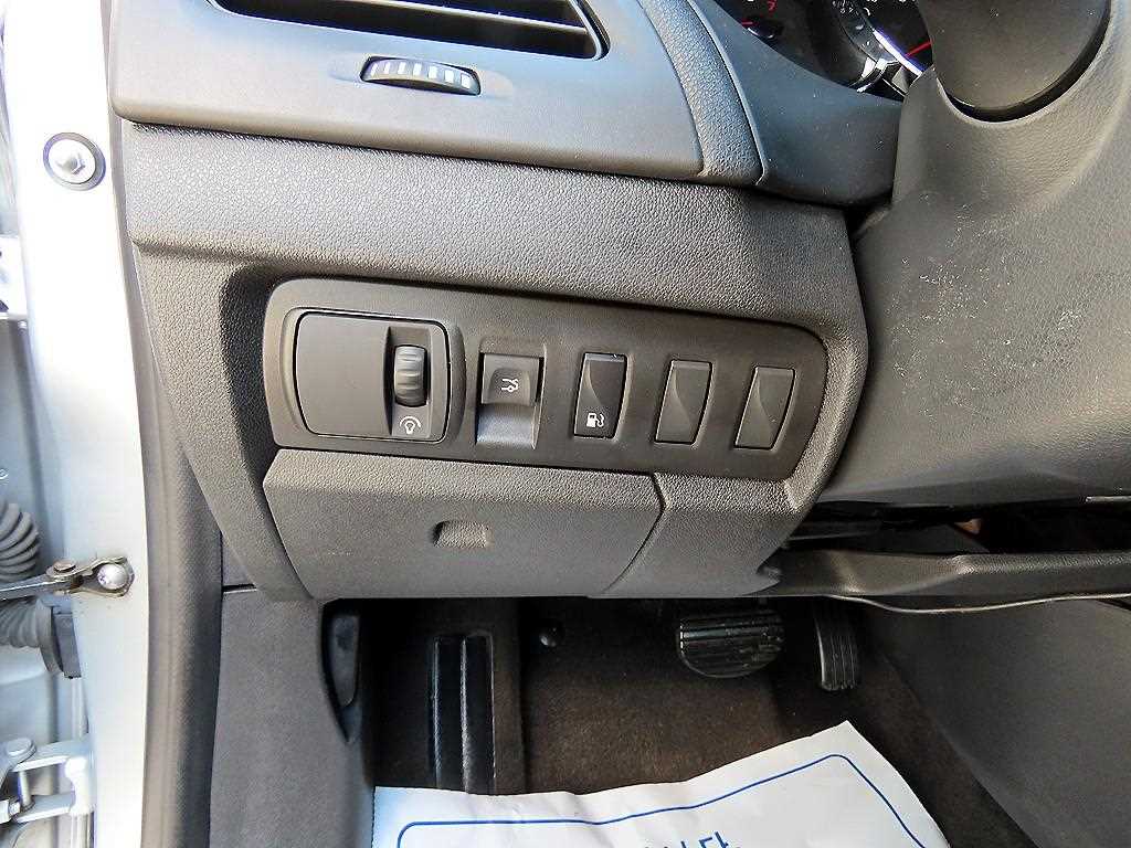 SAMSUNG SM3 2012 Plateado - Importación desde Corea - HF Imports Iquique - Foto 13