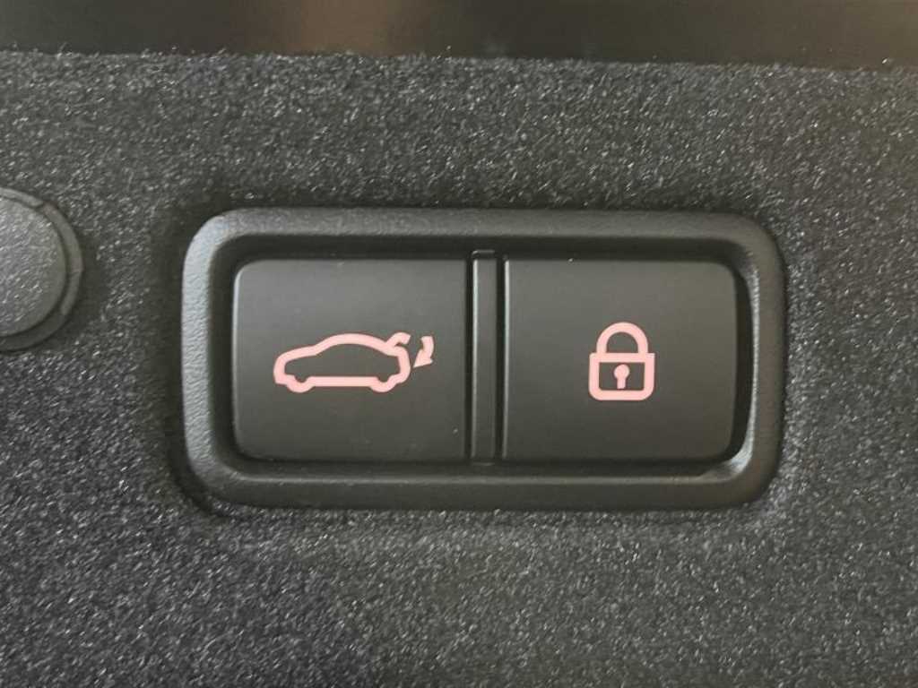 HYUNDAI Grandeur - Vista 6