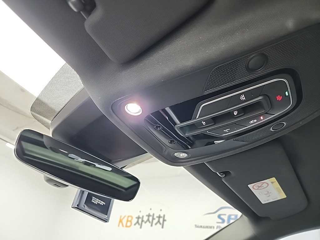 Audi Q8 2021 Blanco - Importación desde Corea - HF Imports Iquique - Foto 17