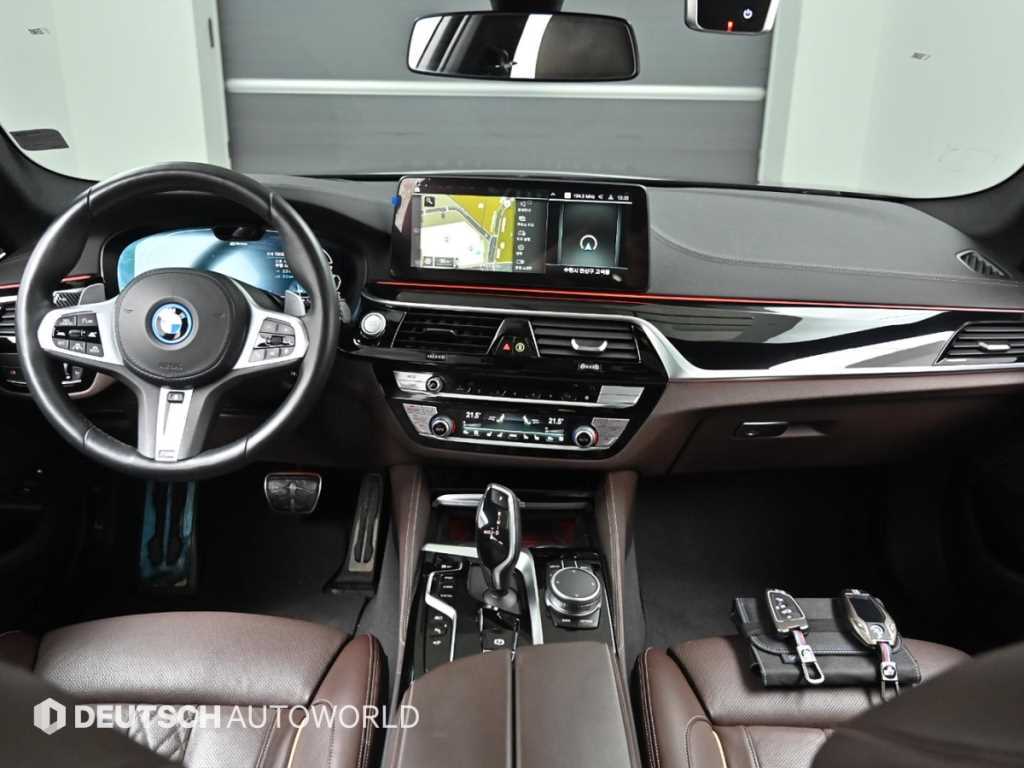BMW 5 Series - Vista 5