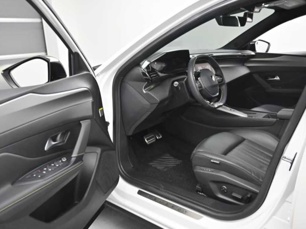 Peugeot 408 - Vista 11