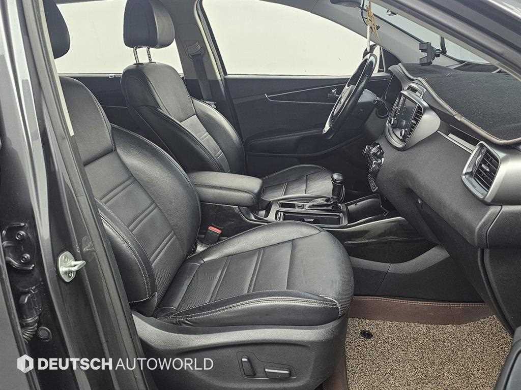 KIA Sorento - Vista 10