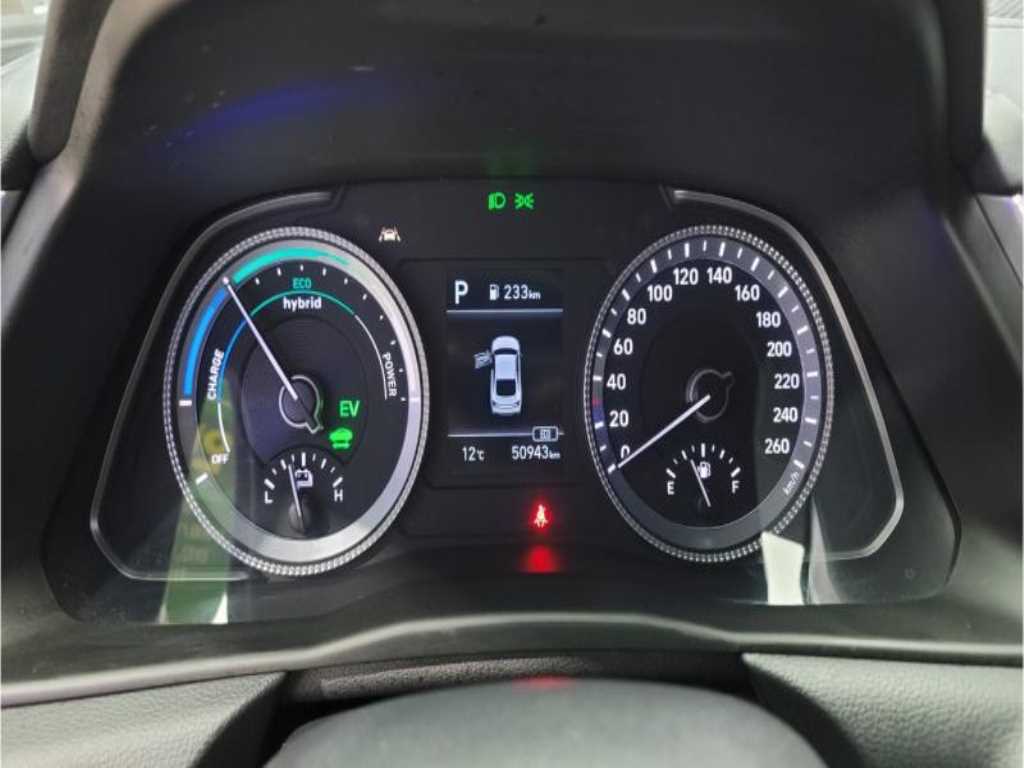 HYUNDAI Sonata - Vista 9