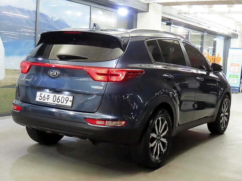 KIA Sportage - Vista 4
