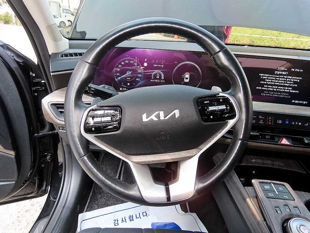 KIA K8 - Vista 8