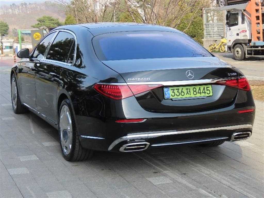 Mercedes Benz S Class - Vista 4