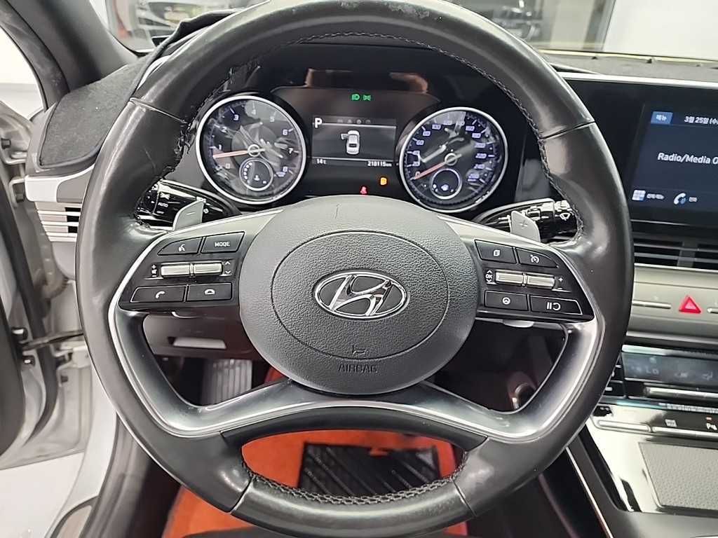 HYUNDAI Grandeur - Vista 9