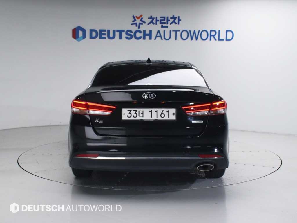 KIA K5 - Vista 4