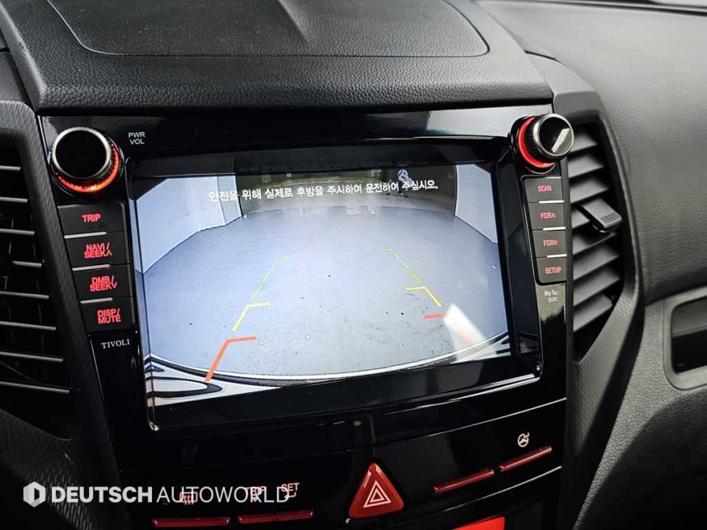 Ssangyong Tivoli 2016 Blanco - Importación desde Corea - HF Imports Iquique - Foto 15