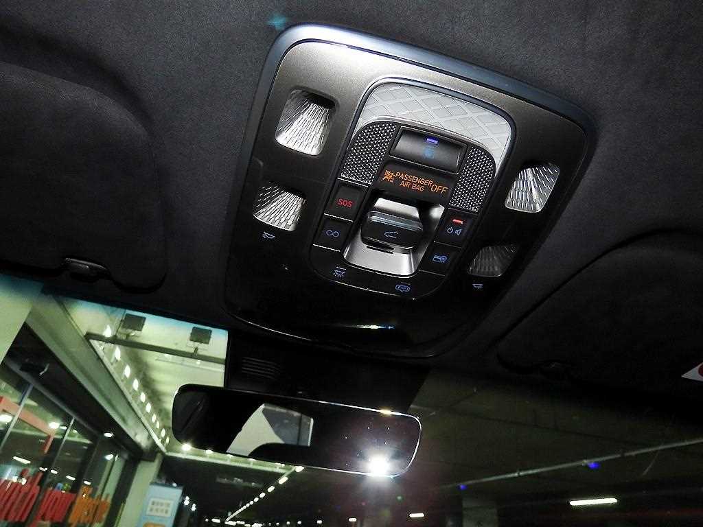 Genesis GV70 2021 Negro - Importación desde Corea - HF Imports Iquique - Foto 14