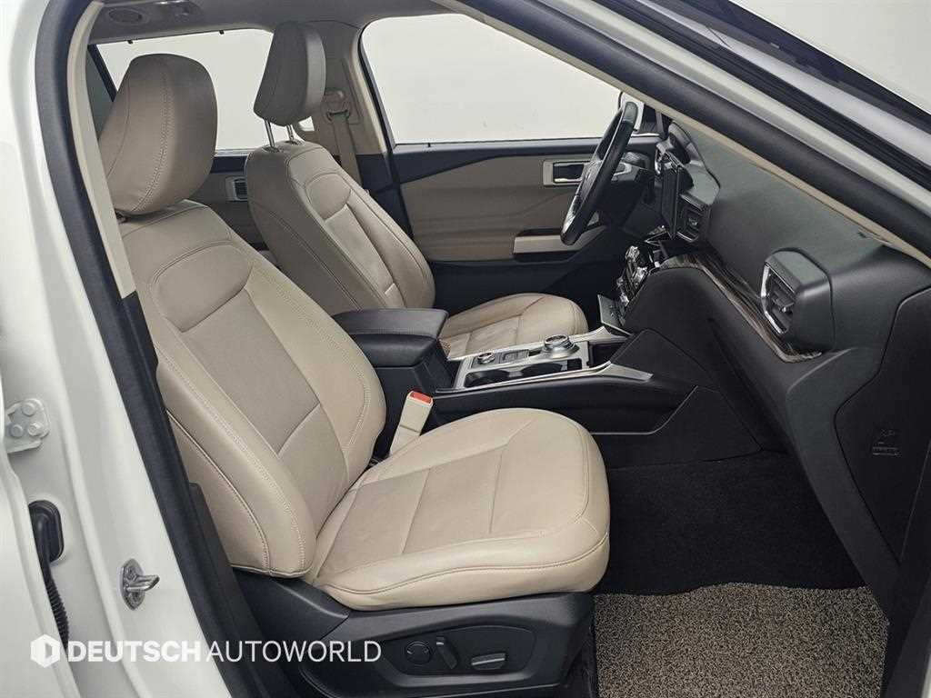 Ford Explorer - Vista 10