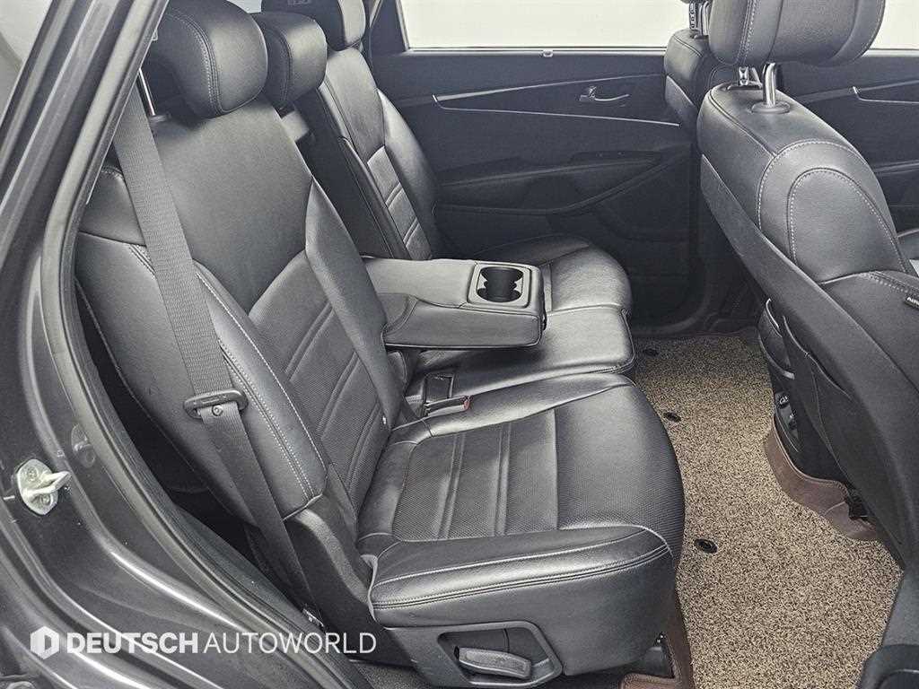 KIA Sorento - Vista 12