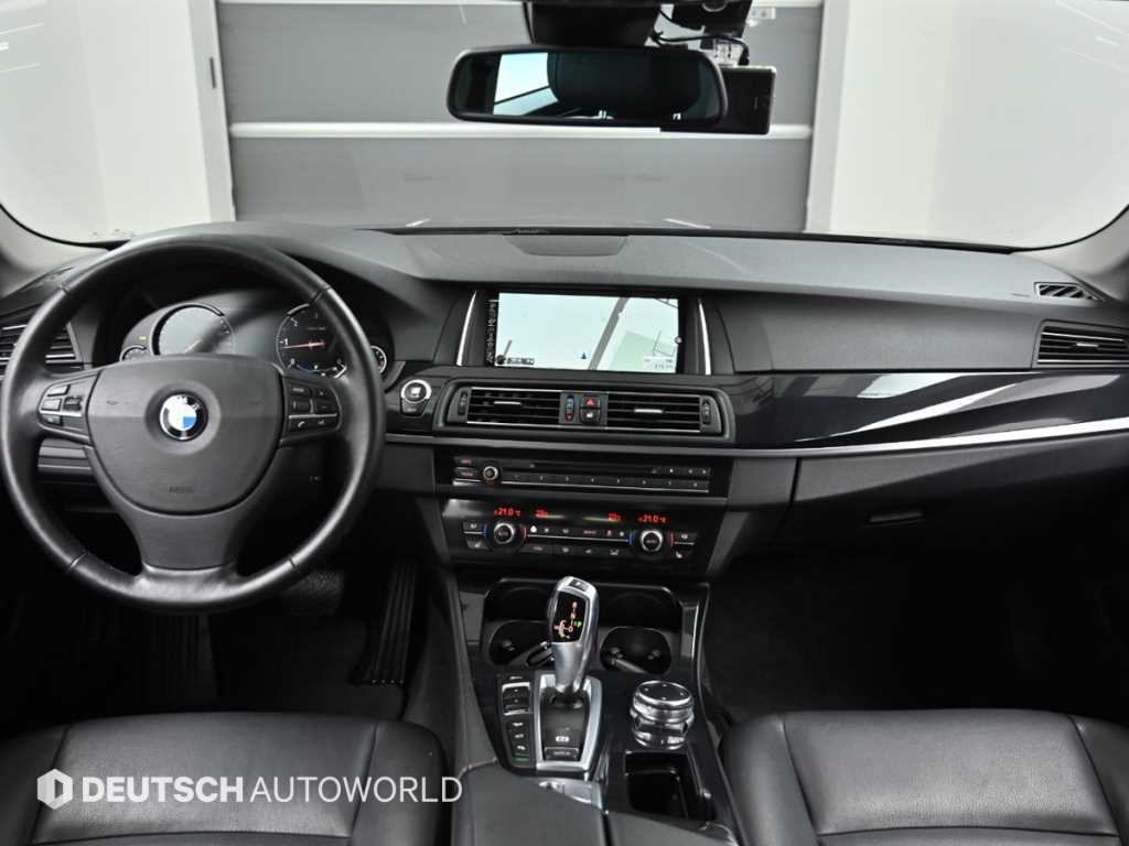 BMW 5 Series - Vista 8