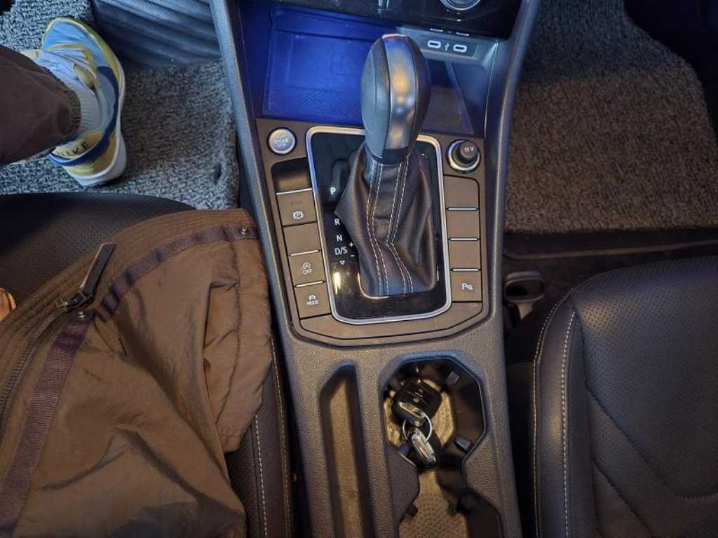 Volkswagen Jetta - Vista 10