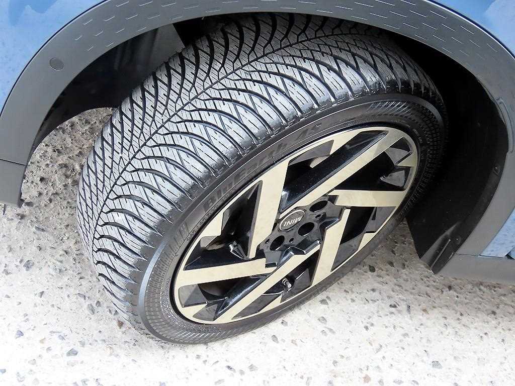 Mini Countryman 2025 skyblue - Importación desde Corea - HF Imports Iquique - Foto 20