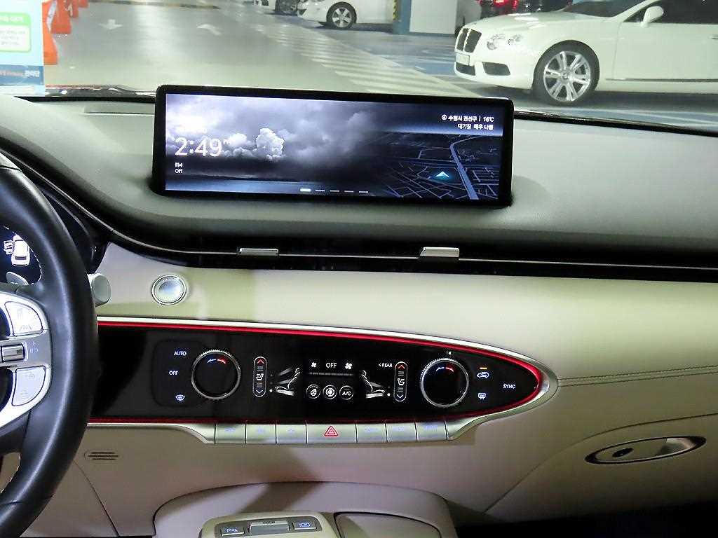 Genesis GV70 - Vista 11