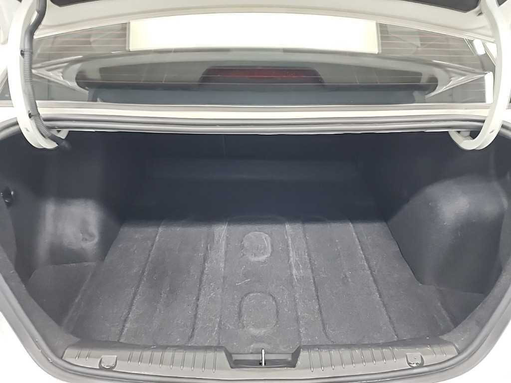 Chevrolet Cruise 2014 Blanco - Importación desde Corea - HF Imports Iquique - Foto 18