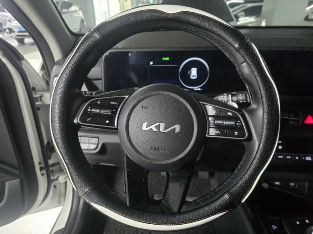 KIA Seltos - Vista 9