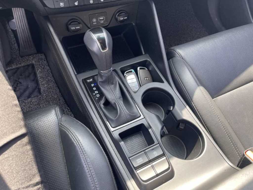 HYUNDAI Tucson - Vista 8