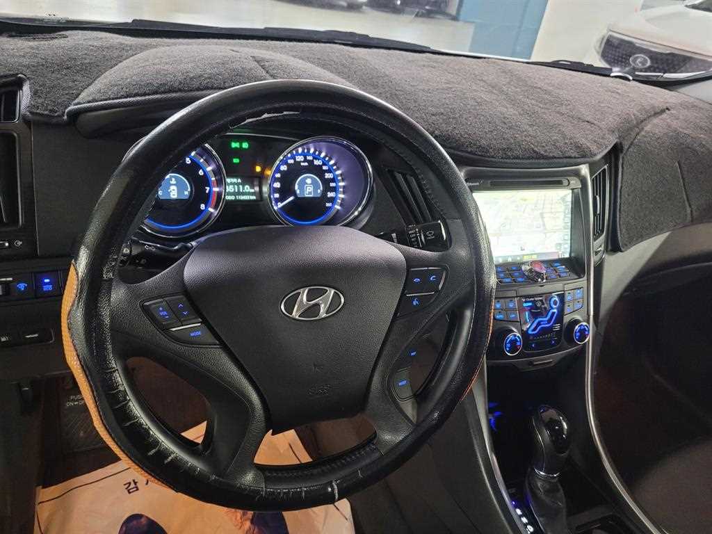 HYUNDAI Sonata 2012 Blanco - Importación desde Corea - HF Imports Iquique - Foto 15