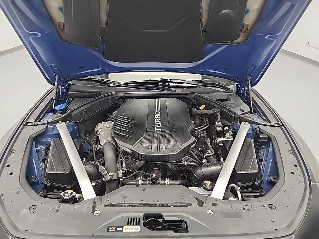 Genesis G70 - Vista 6