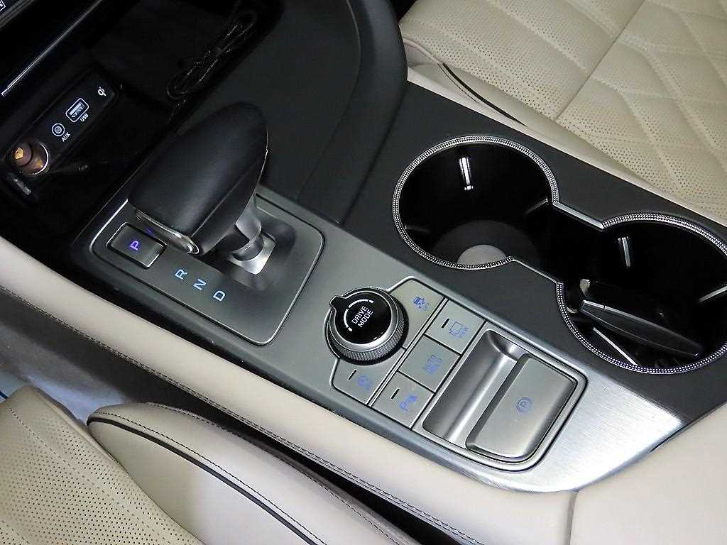 Genesis G70 - Vista 12