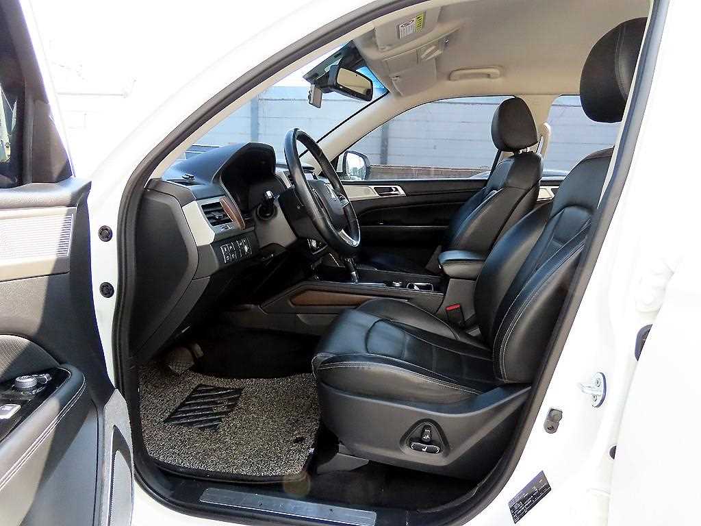 Ssangyong Rexton - Vista 5