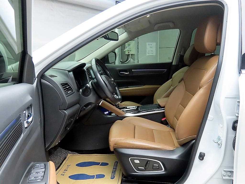 SAMSUNG QM6 - Vista 5