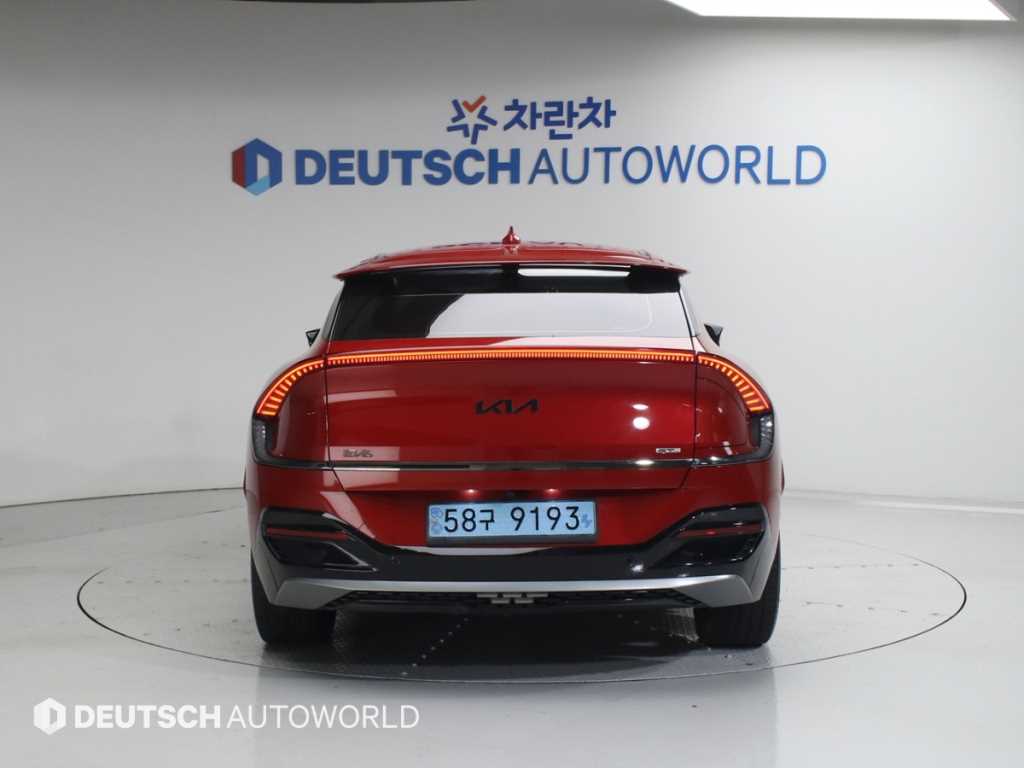 KIA EV6 - Vista 4