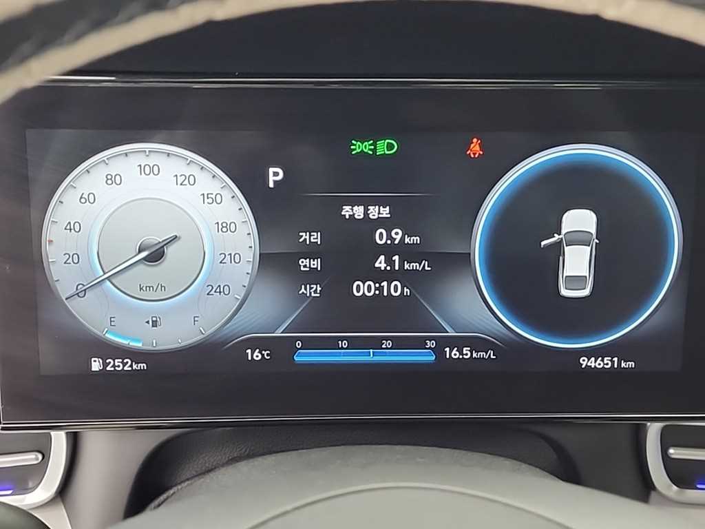 HYUNDAI Avante - Vista 6