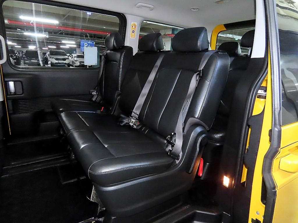 HYUNDAI Staria - Vista 7