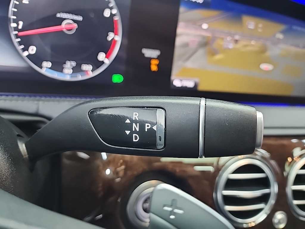 Mercedes Benz S Class - Vista 8