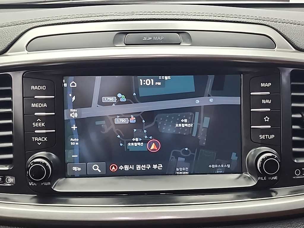 KIA Sorento 2019 Gris - Importación desde Corea - HF Imports Iquique - Foto 16