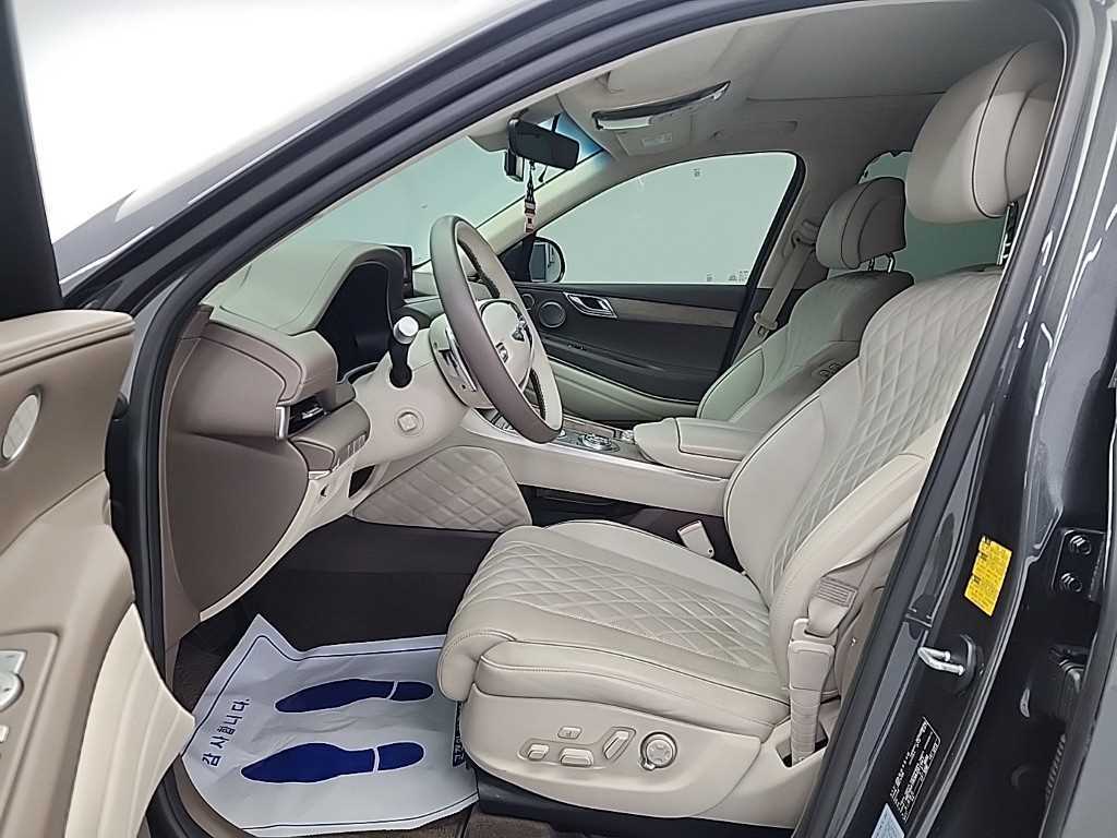 Genesis GV80 - Vista 11