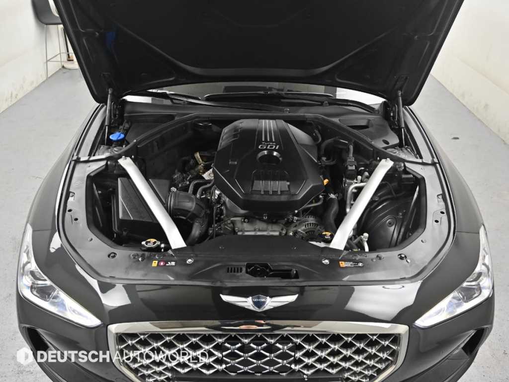 Genesis G70 - Vista 6