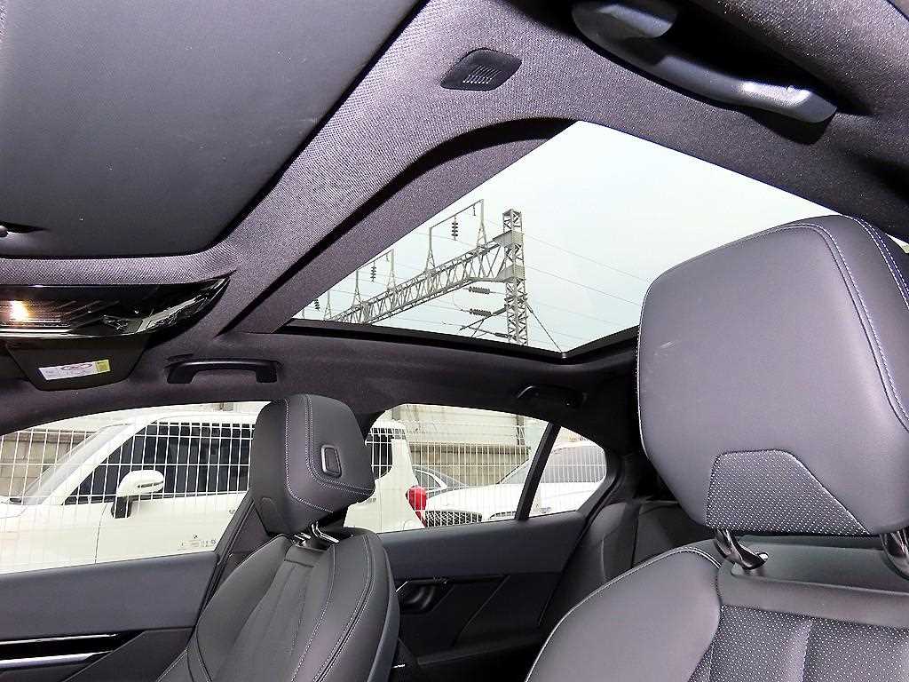 BMW 5 Series 2024 Blanco - Importación desde Corea - HF Imports Iquique - Foto 17