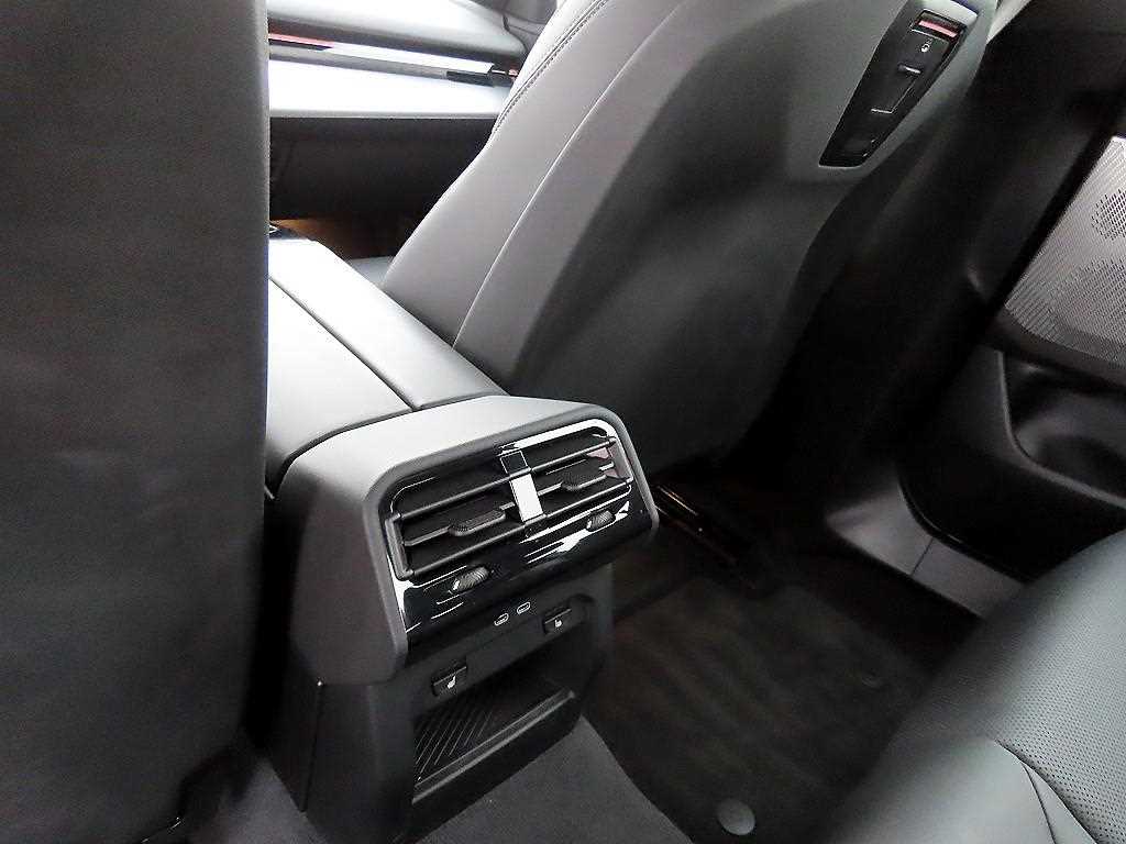 BMW 5 Series 2024 Blanco - Importación desde Corea - HF Imports Iquique - Foto 16