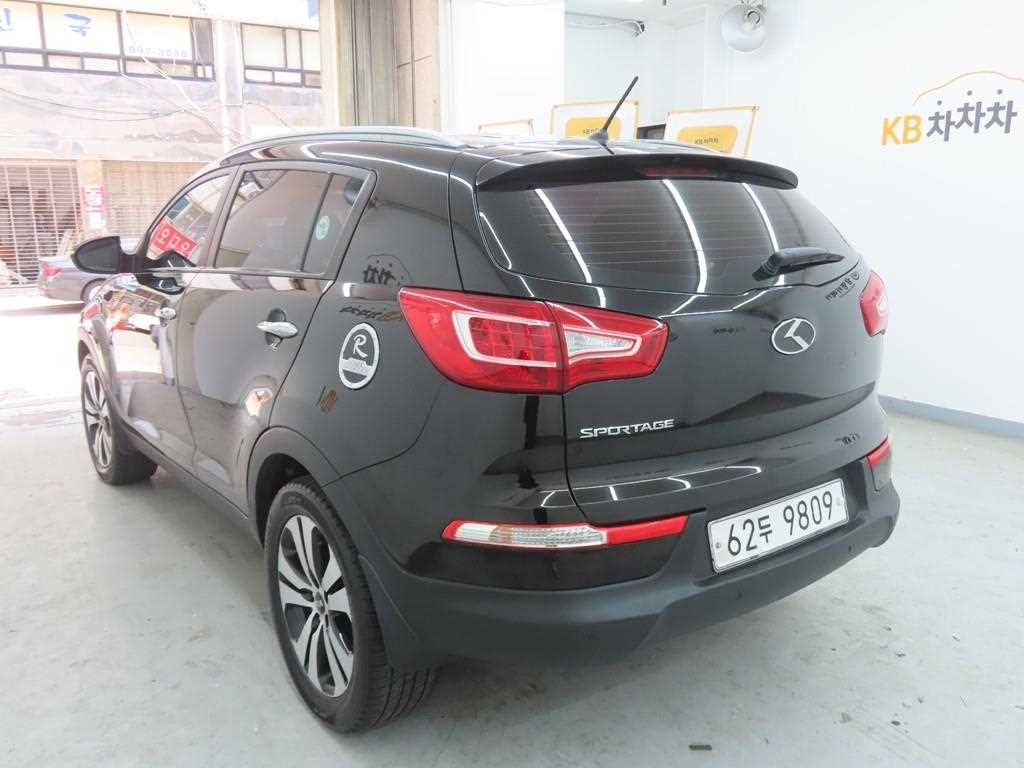 KIA Sportage - Vista 4