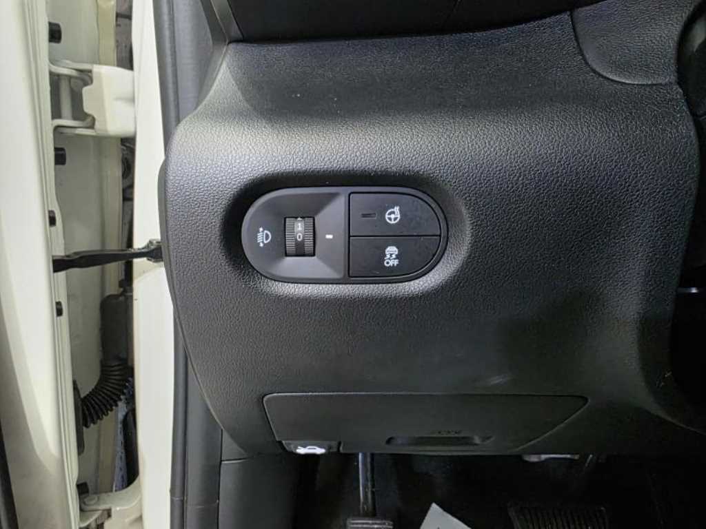 HYUNDAI Casper - Vista 12