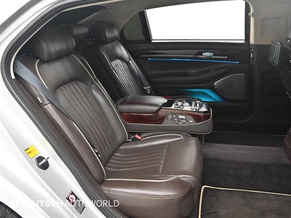 Genesis EQ900 - Vista 12