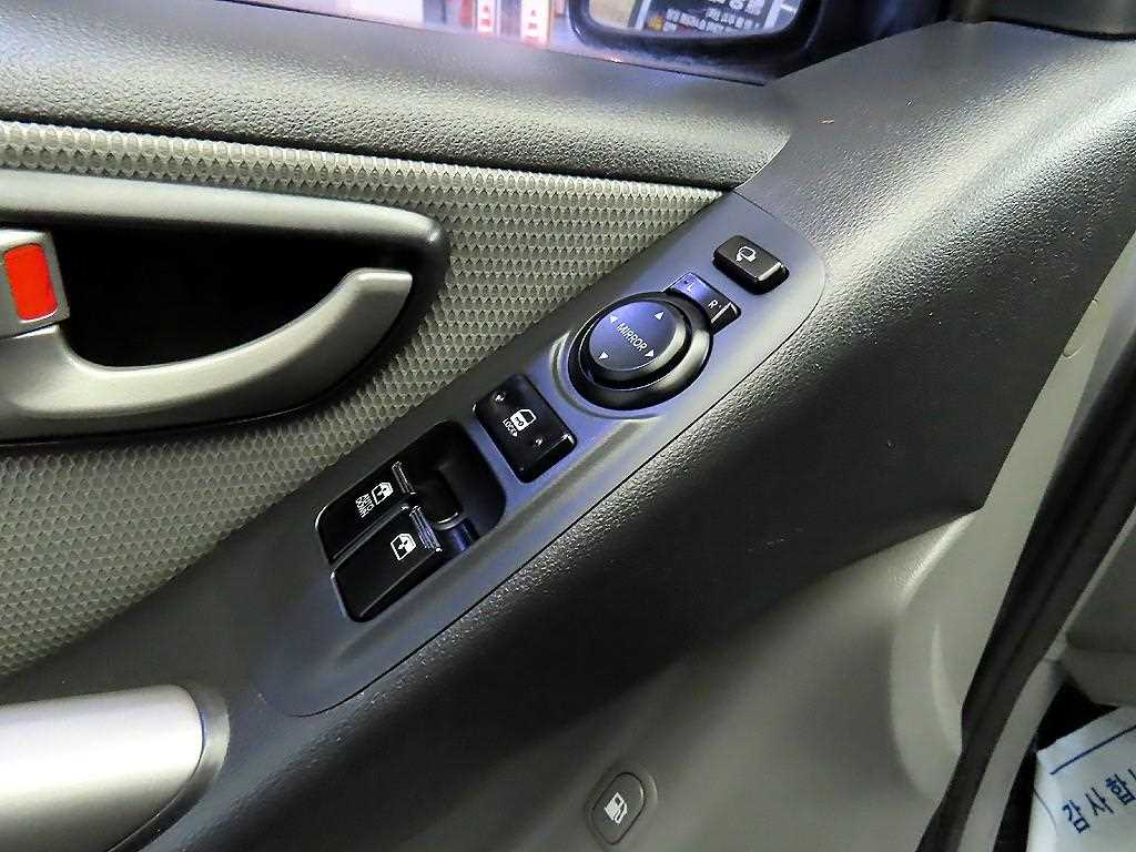 HYUNDAI Starex 2012 Plateado - Importación desde Corea - HF Imports Iquique - Foto 15