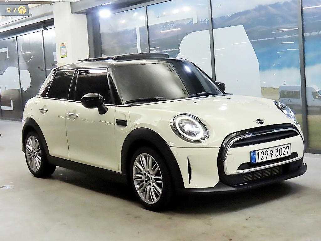Mini Cooper 2022 Blanco - Importación desde Corea - HF Imports Iquique - Foto 1