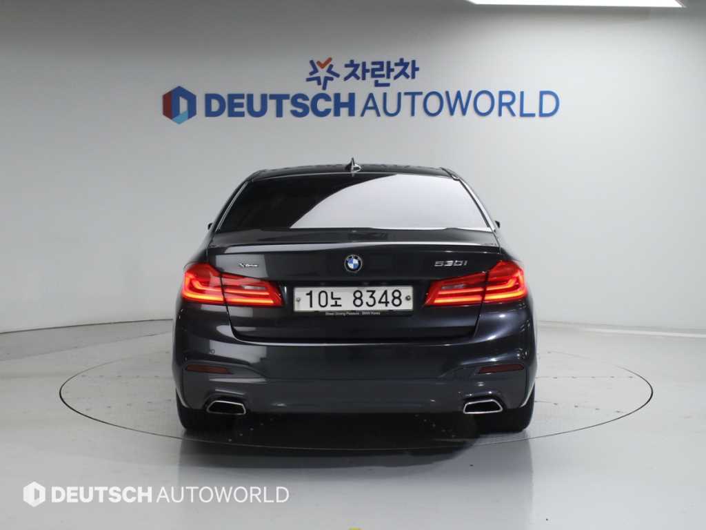 BMW 5 Series - Vista 4