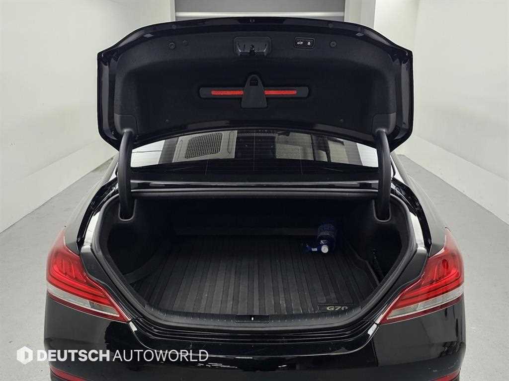 Genesis G70 2019 Negro - Importación desde Corea - HF Imports Iquique - Foto 19