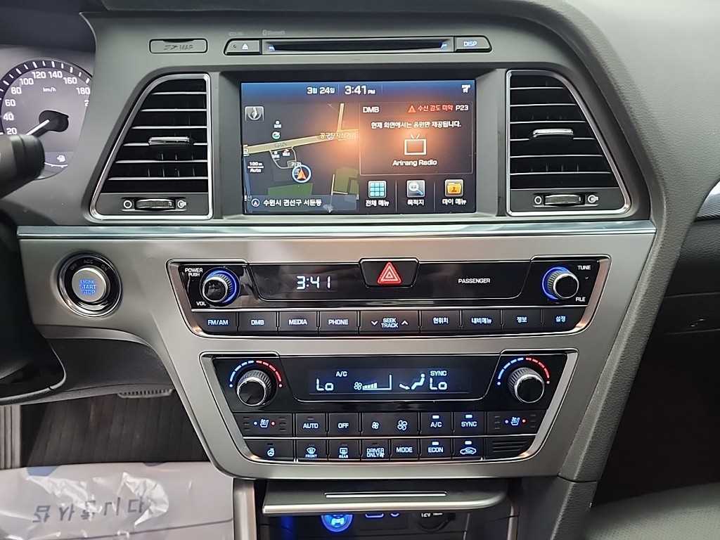 HYUNDAI Sonata - Vista 10