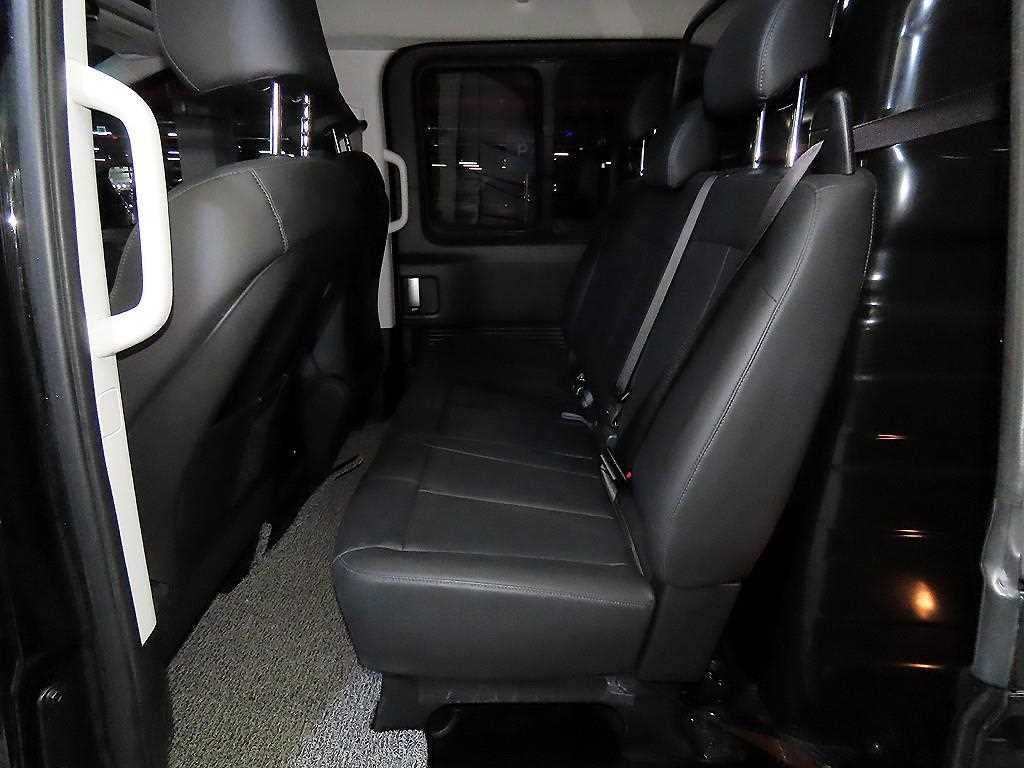 HYUNDAI Staria - Vista 7