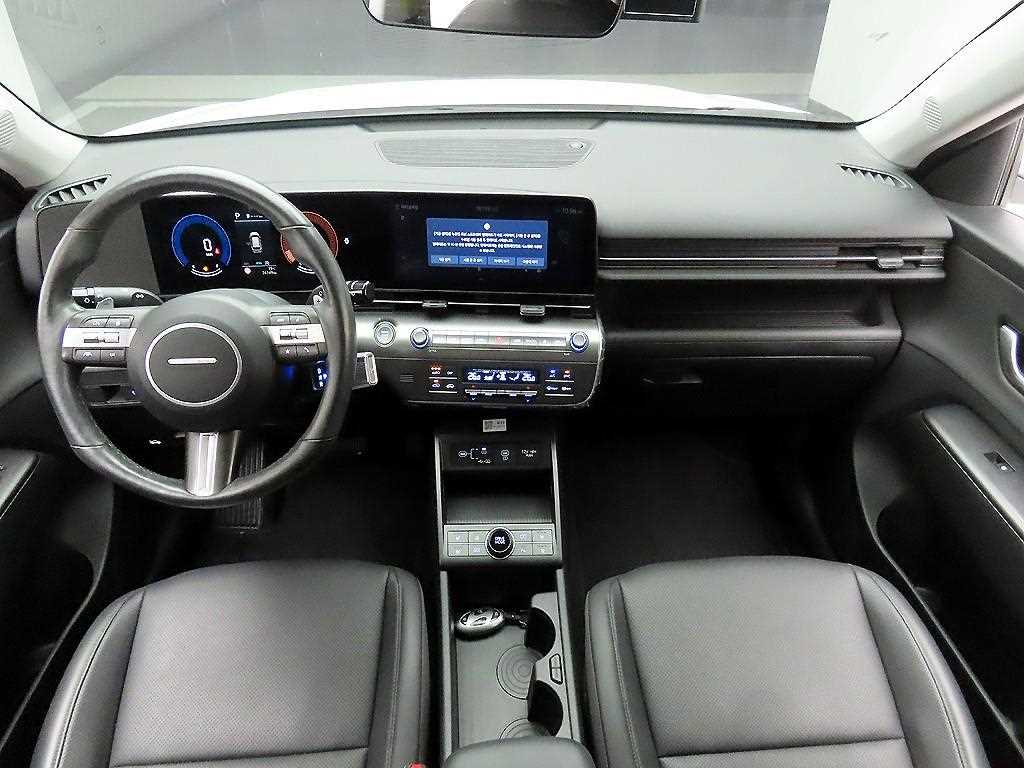 HYUNDAI Kona - Vista 8