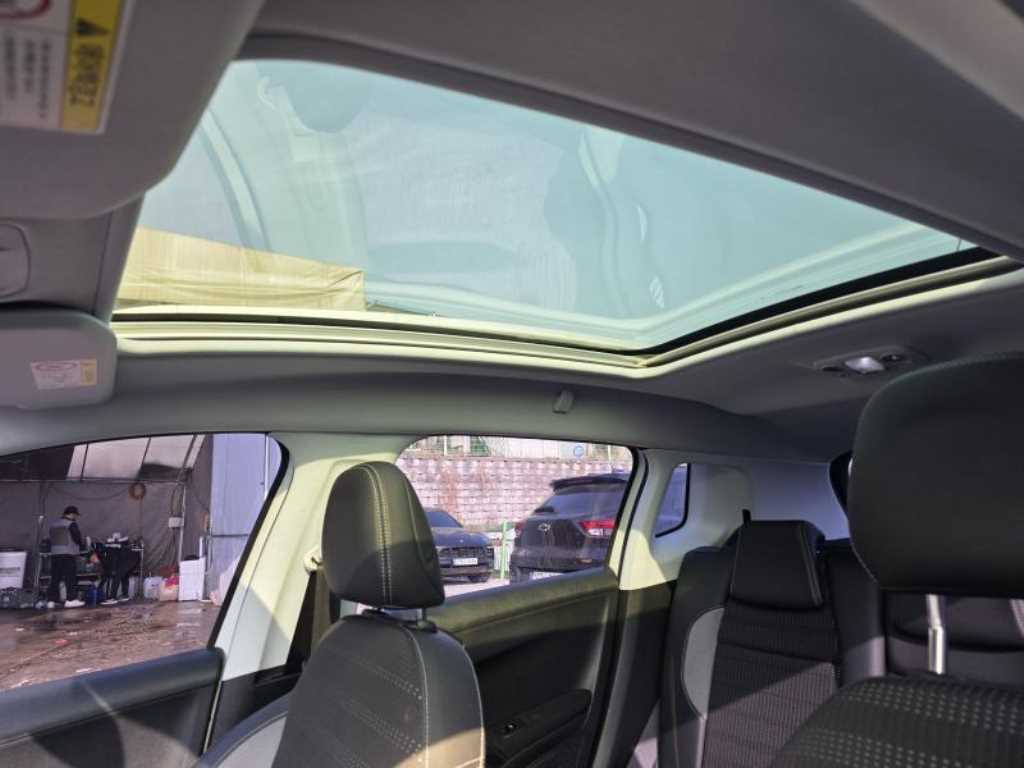 Peugeot 2008 2015 Blanco - Importación desde Corea - HF Imports Iquique - Foto 14