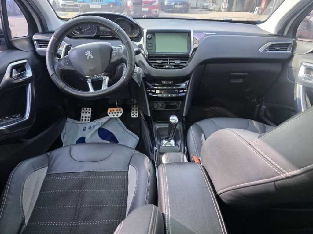 Peugeot 2008 - Vista 6