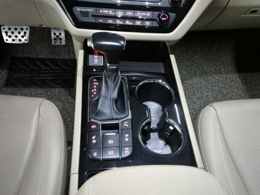 KIA Carnival 2019 Blanco - Importación desde Corea - HF Imports Iquique - Foto 17